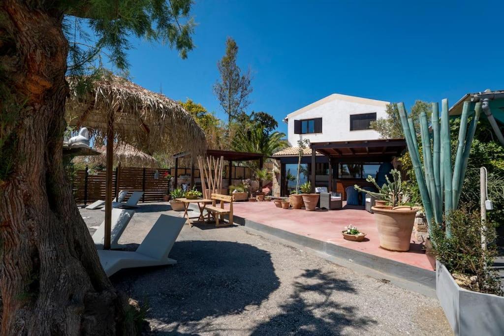 Sea And Sun Metaxy Mas, Brand-New, Beachfront ! Chania  Exterior photo